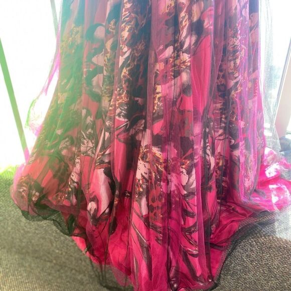 14 Wink Prom Pink Blk Princess gown - Picture 6 of 7